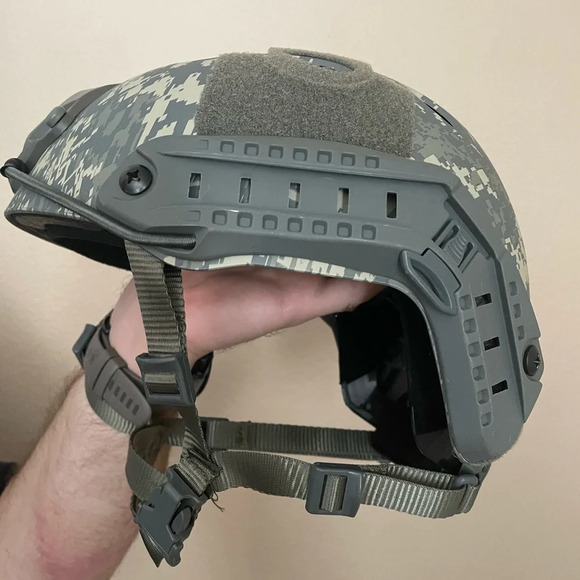 Men’s Air-soft Helmet - Picture 5 of 6